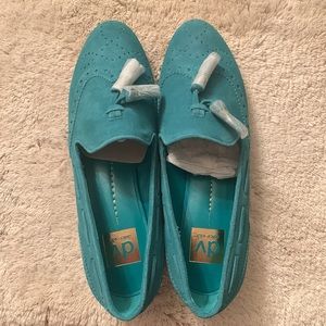 NWT DV by Dolce Vita women’s size 9 suede flats